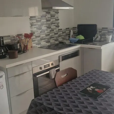 Maisonnette Renovee